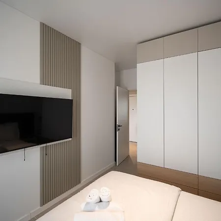 Skyline-sea In Odyssey Pool Fitness 马马亚