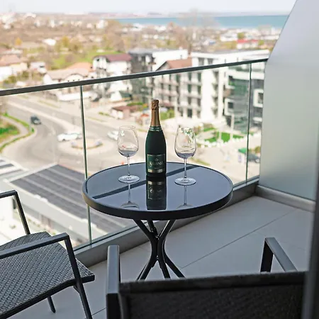 Skyline-sea In Odyssey Pool Fitness *